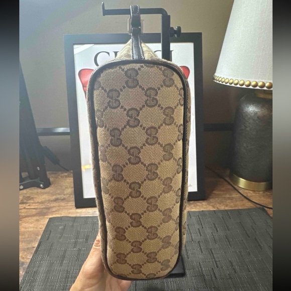 EUC Vintage Gucci Boat Pochette Bag - Amazing Condition!!! Includes COA - Picture 5 of 16